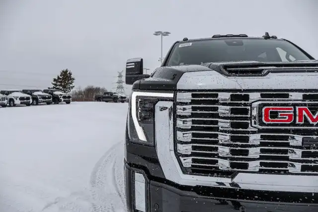 2026 GMC Sierra 3500HD Denali - Photo 11