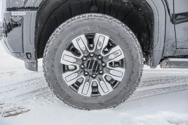 2026 GMC Sierra 3500HD Denali - Photo 13