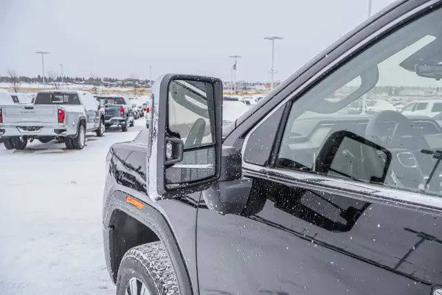 2026 GMC Sierra 3500HD Denali - Photo 14
