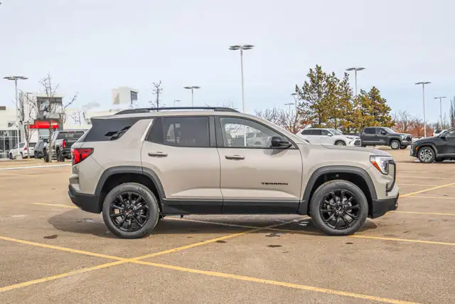 2026 GMC Terrain AWD Elevation - Photo 10