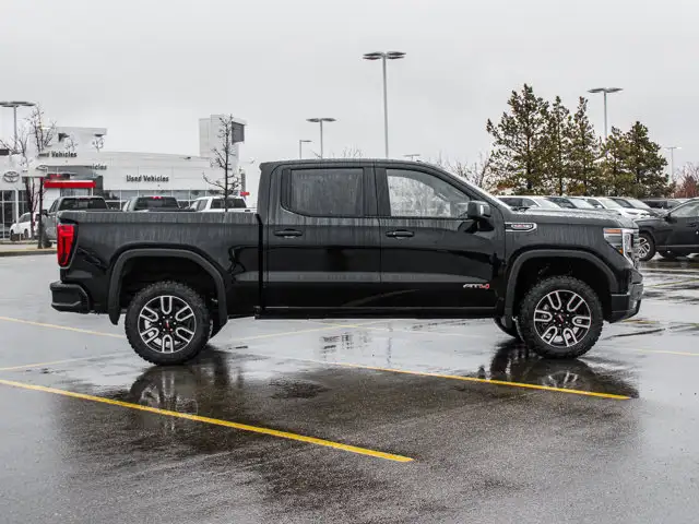 2026 GMC Sierra 1500 AT4 - Photo 10