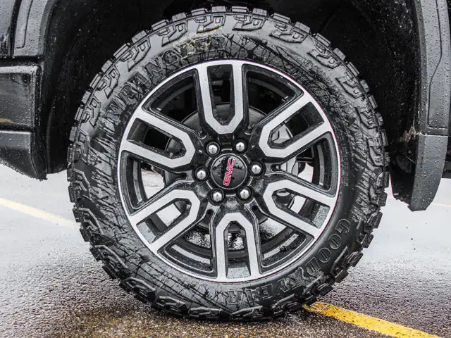 2026 GMC Sierra 1500 AT4 - Photo 12