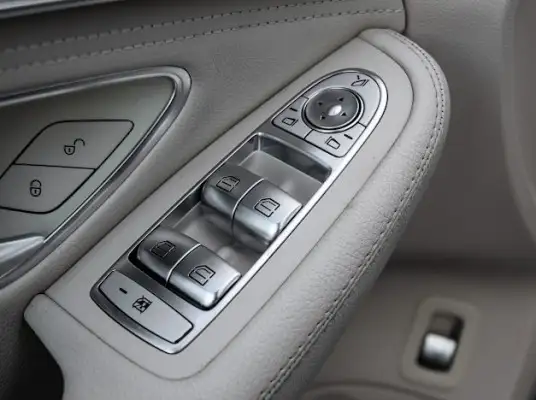 2015 Mercedes-Benz C-Class C 400|AMG|NAV|PANOROOF|B.SPOT|CLEAN C - Photo 12