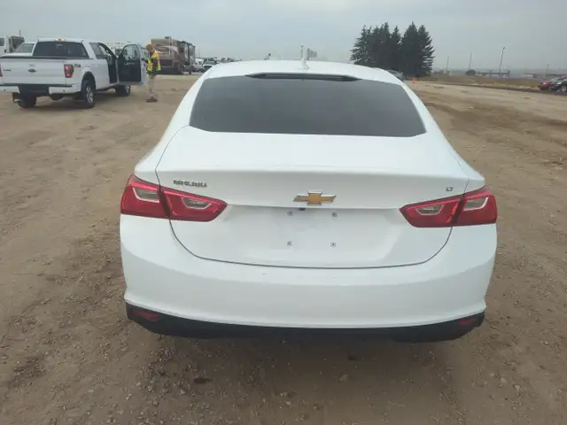 2018 Chevrolet Malibu - Photo 6