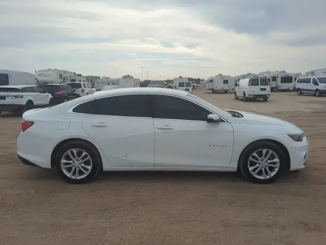 2018 Chevrolet Malibu - Photo 7
