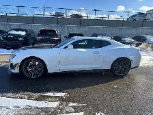 2017 Chevrolet Camaro ZL1 - Photo 2