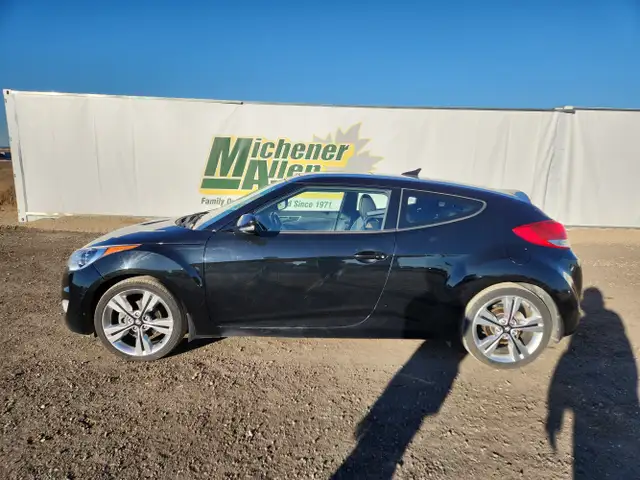 2017 Hyundai Veloster - Photo 5