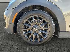 2020 MINI 5 Door Cooper / FWD - Photo 11