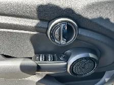 2020 MINI 5 Door Cooper / FWD - Photo 17