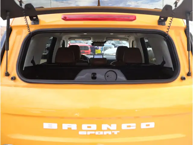 2023 Ford Bronco Sport Outer Banks 4x4 - No Accidents / One Owne - Photo 11