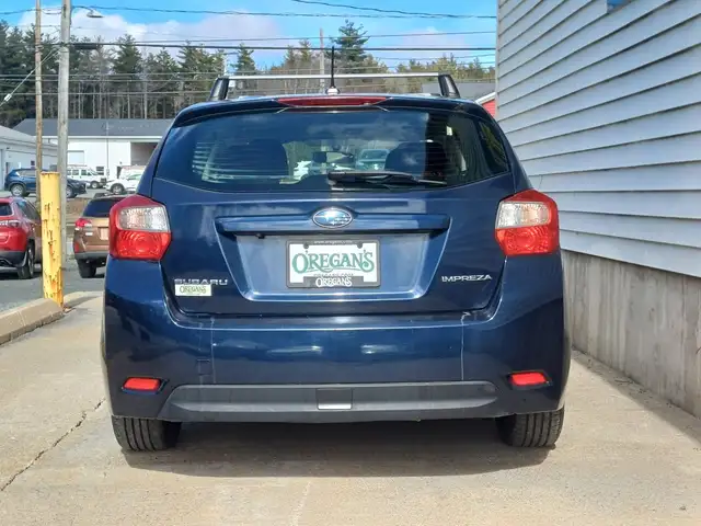 2015 Subaru Impreza REBUILT TITLE - Photo 4