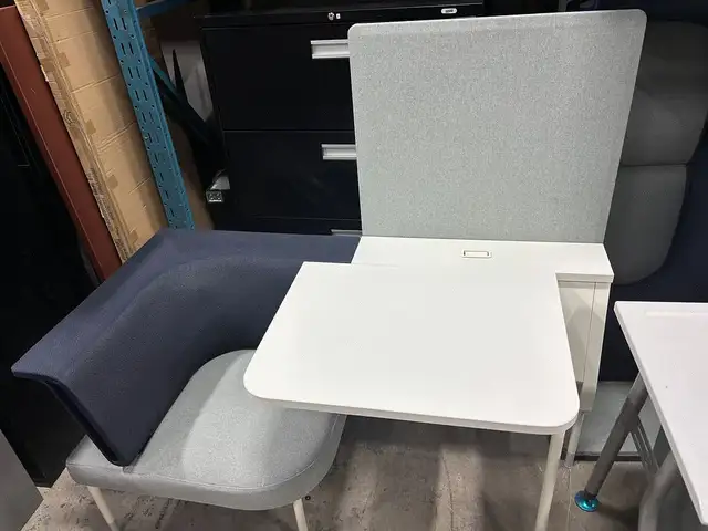 Herman Miller Public Office Landscape Couch   Desk! - Photo 2
