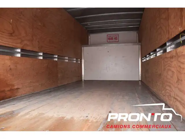 2024 GMC Savana V8  Cube 14 pieds  GARANTIE GMC  3500 - Photo 11