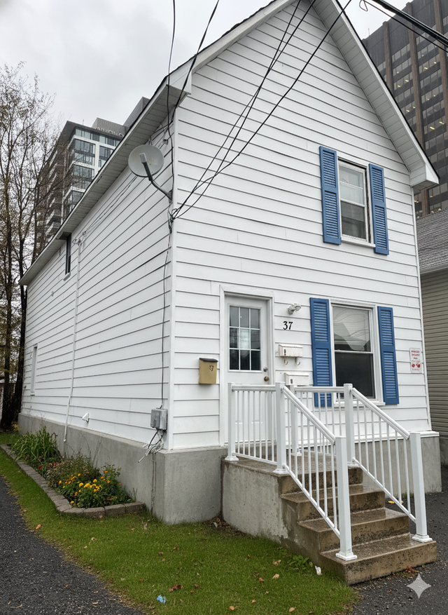 Affordable all utilities included 1bed unit Downtown Ottawa - Photo 11