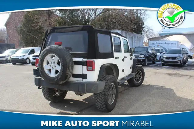 2016 Jeep Wrangler Unlimited 4x4, 4 portes, Sport ! - Photo 4