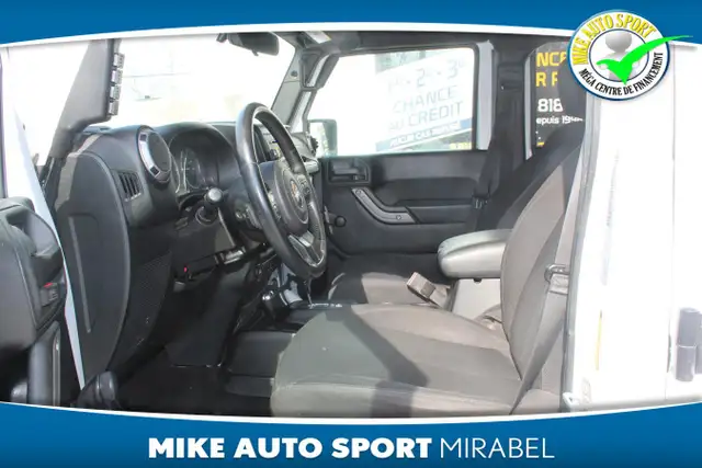 2016 Jeep Wrangler Unlimited 4x4, 4 portes, Sport ! - Photo 10