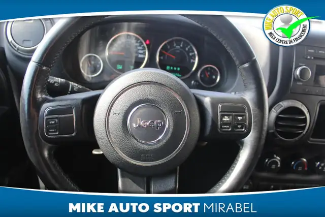 2016 Jeep Wrangler Unlimited 4x4, 4 portes, Sport ! - Photo 16