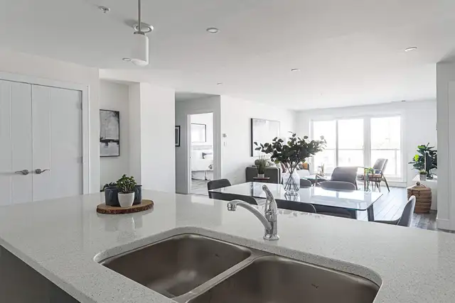 The Sterling Bedford Apartments - 2 Bedroom   Den available at 4 - Photo 10