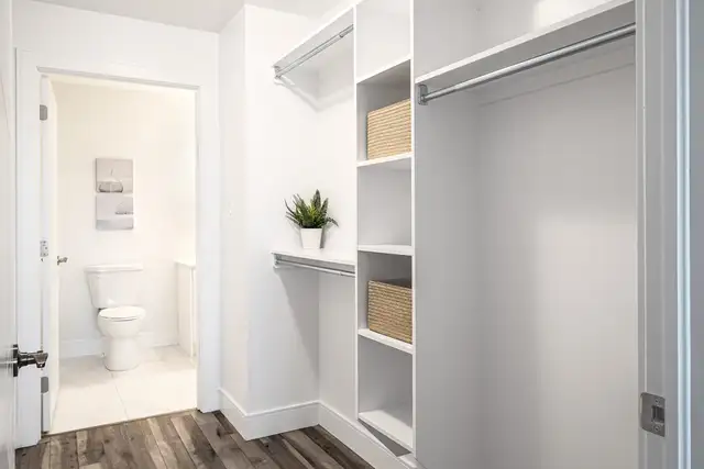 The Sterling Bedford Apartments - 2 Bedroom   Den available at 4 - Photo 11