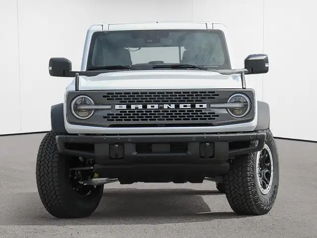 2026 Ford Bronco Badlands - Photo 3