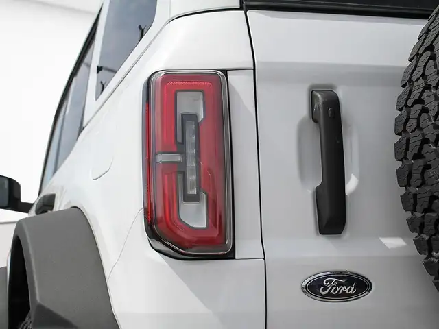 2026 Ford Bronco Badlands - Photo 12