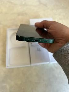 iPhone 13 128gb Airpods/Fast Charger/Delivery - Photo 6