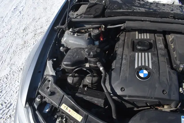 2009 BMW 3-Series 335xi - Photo 28