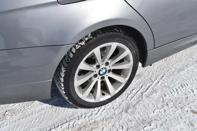 2009 BMW 3-Series 335xi - Photo 33