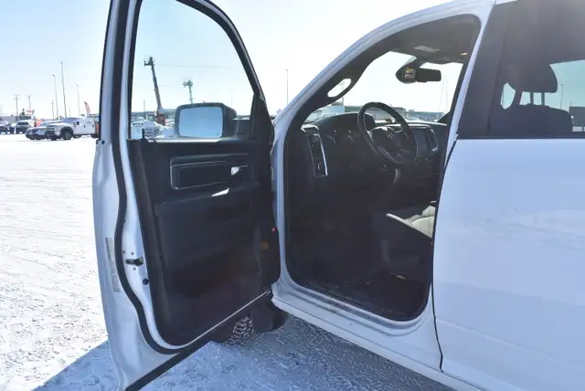 2022 RAM 1500 Classic - Photo 6