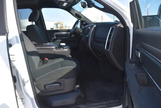 2022 RAM 1500 Classic - Photo 22