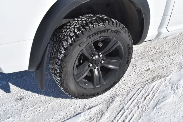 2022 RAM 1500 Classic - Photo 30