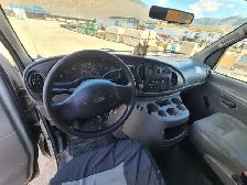 2002 Ford Econoline - Photo 11
