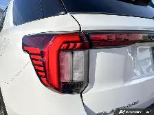 2025 Ford Explorer Platinum - Photo 12