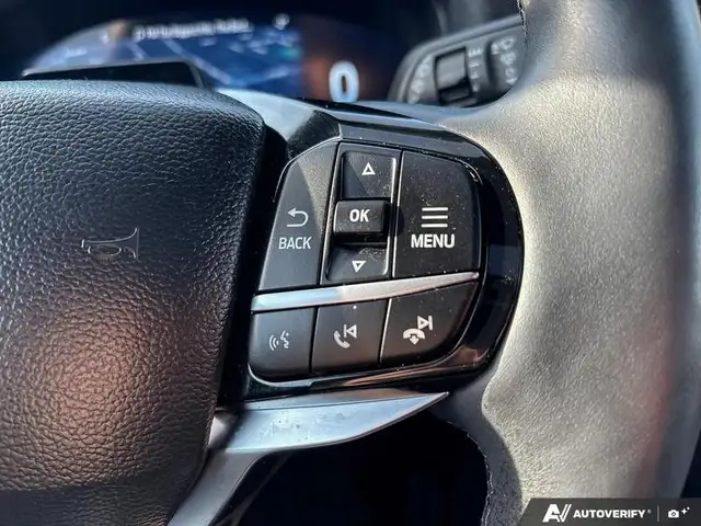 2025 Ford Explorer Platinum - Photo 17