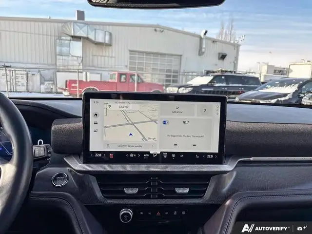 2025 Ford Explorer Platinum - Photo 20