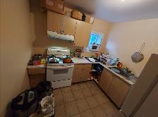 vacation Room for Rent UofC SAIT students accommodation housing - Photo 5