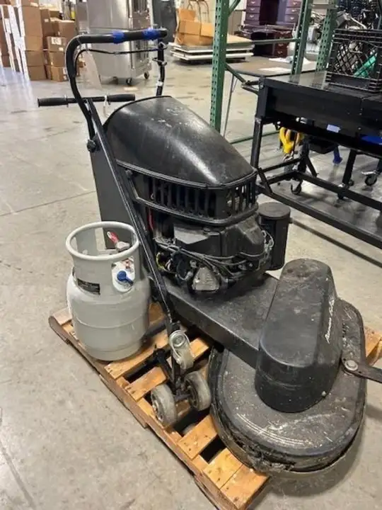 Pioneer Eclipse Barracuda (440ST) – Propane Floor Stripper