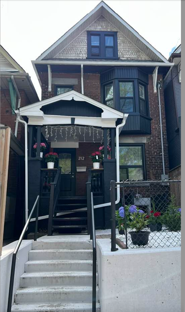 Brand new Furnished Bedroom, in 3-bedroom Apt,May 1st,High Park - Photo 9