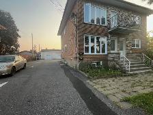 MAIN FLOOR 3 BEDROOM