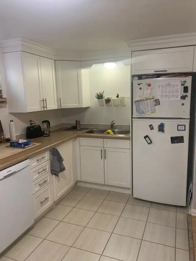 Huge Shared Flat for Rent North York - Photo 7