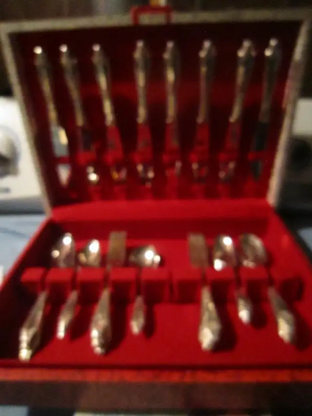 #51  QUEEN'S PLATE silverware set for 8 - Photo 2