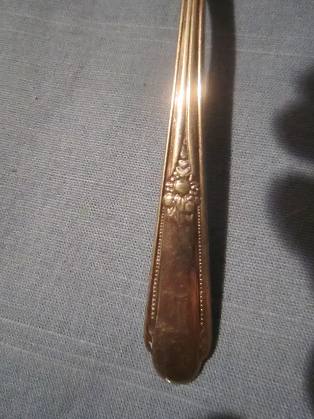 #27-86A  MEMORY silverware set for 6