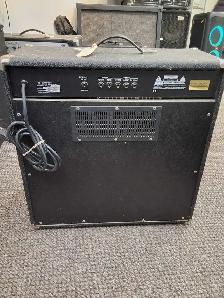 Roland 408 Guitar Amp - Photo 3