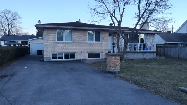 3 BEDROOM APT. in St. Claire Gardens, near Algonquin College