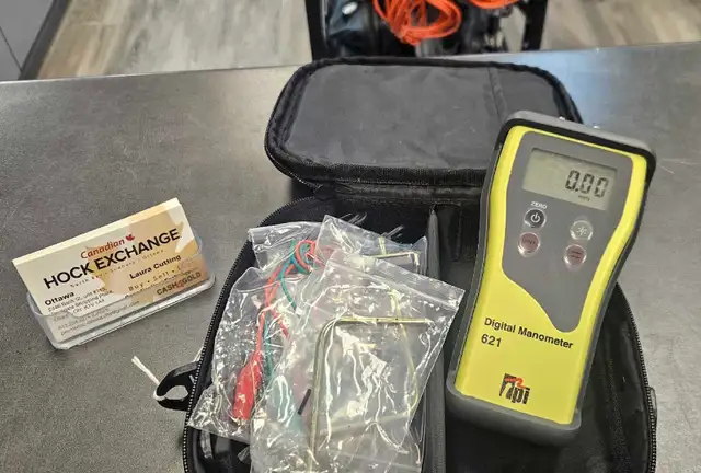 TPI Digital Manometer 621 with accessories - Photo 2
