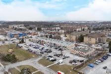 1 bedroom Condo Apartment, among the lowest price in Burlington! - Photo 26