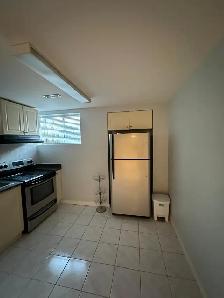 Basement apartment for rent - Photo 9