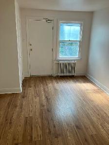 2 Bedroom ByWard Market Apartment for Rent (152 Guigues Ave) - Photo 3