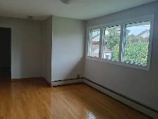 3 bedroom spacious apartment heated - Photo 3