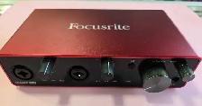 GEN 3 FOCUSRITE SCARLETT 4I4 WITH BOX - Photo 3